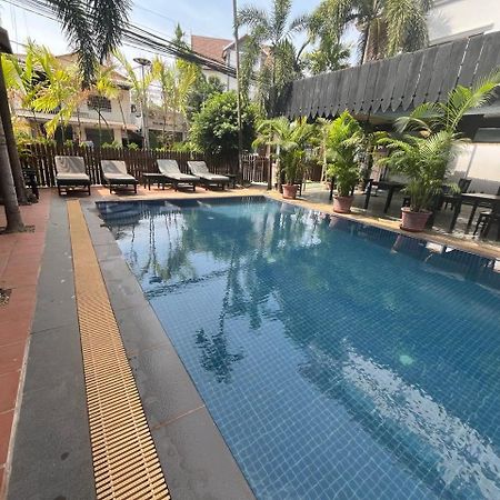 White Monkey Hotel Siem Reap Bilik gambar