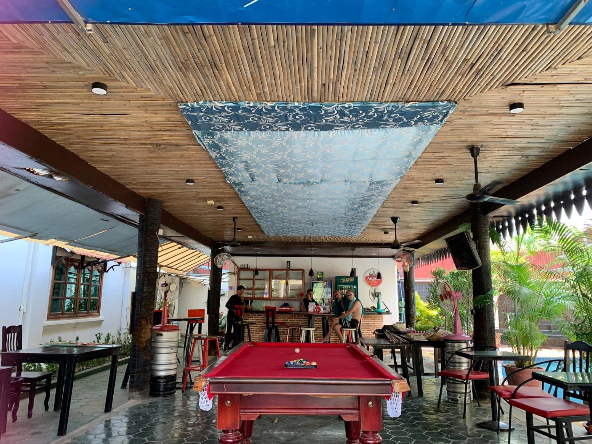 White Monkey Hotel Siem Reap Luaran gambar