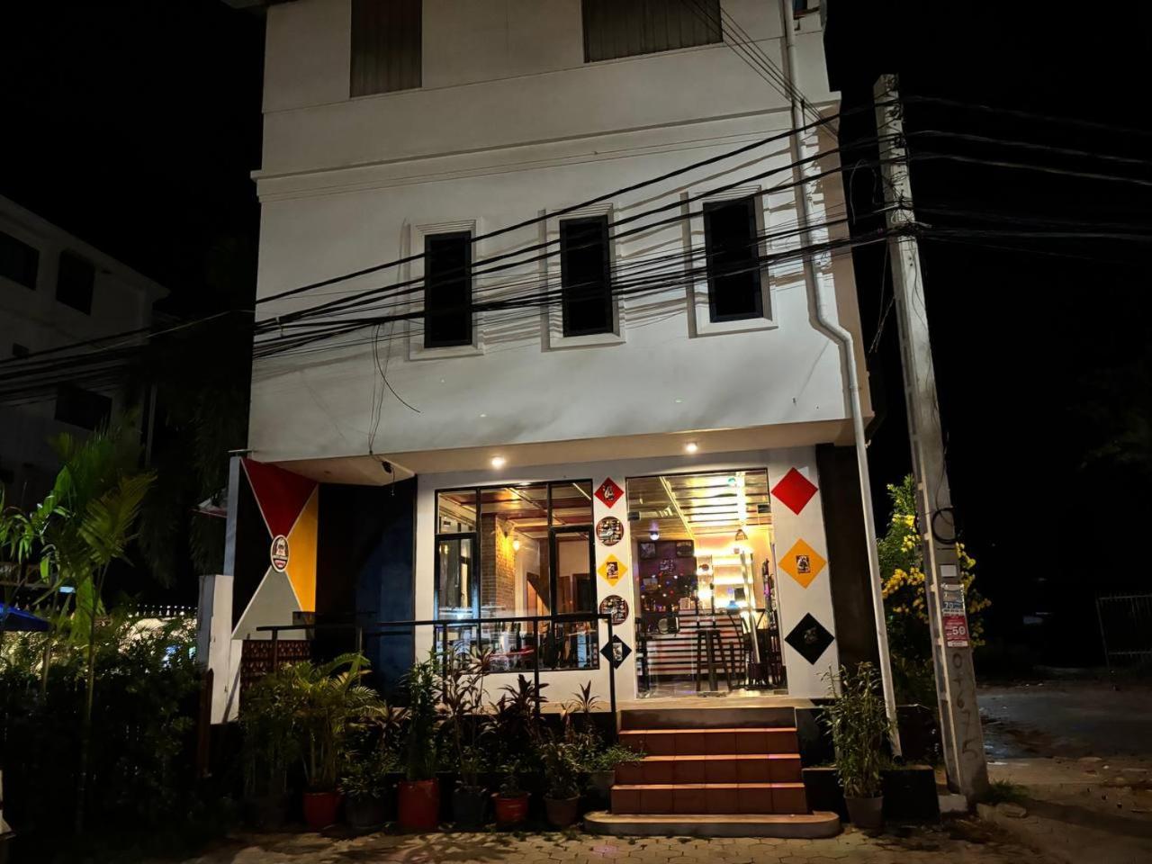 White Monkey Hotel Siem Reap Luaran gambar