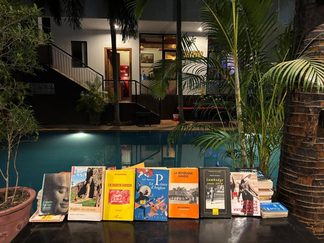 White Monkey Hotel Siem Reap Luaran gambar